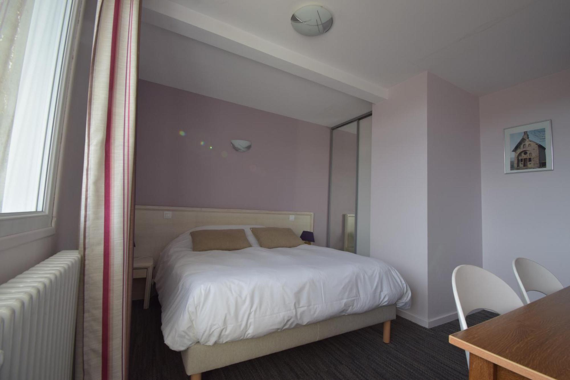 Hotel Les Chenets Saint-Julien-en-Champsaur Exterior photo