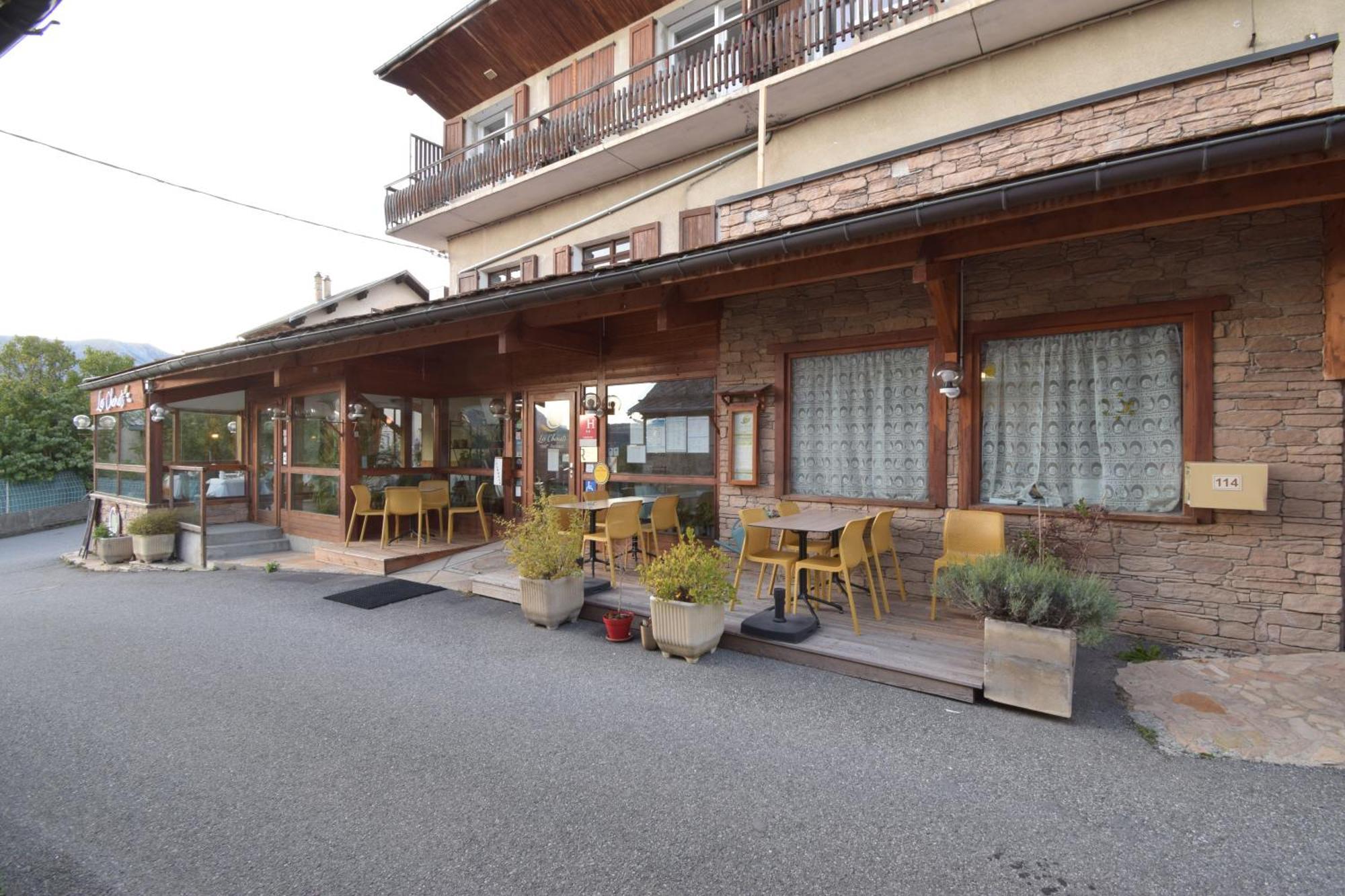 Hotel Les Chenets Saint-Julien-en-Champsaur Exterior photo