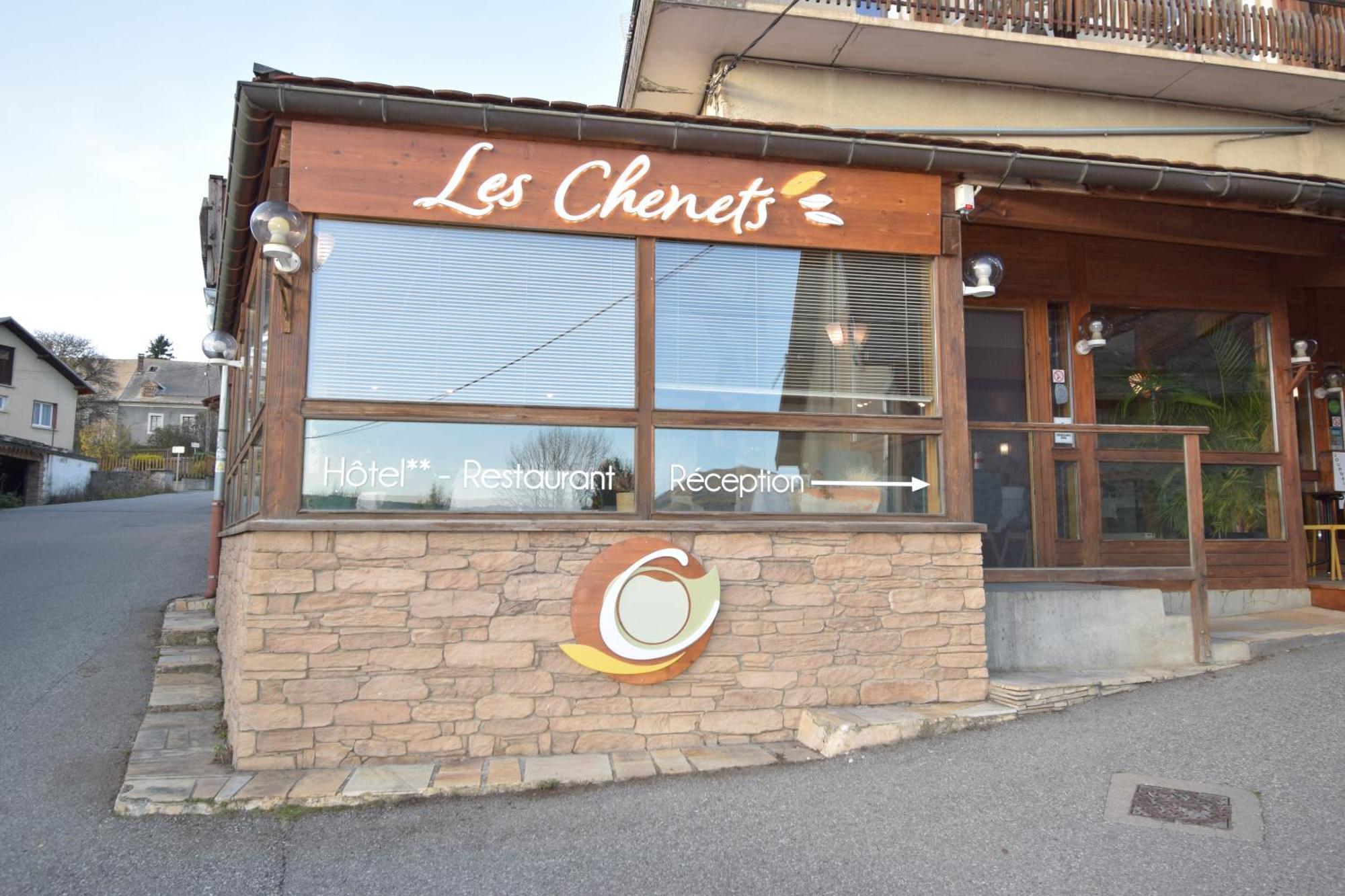 Hotel Les Chenets Saint-Julien-en-Champsaur Exterior photo