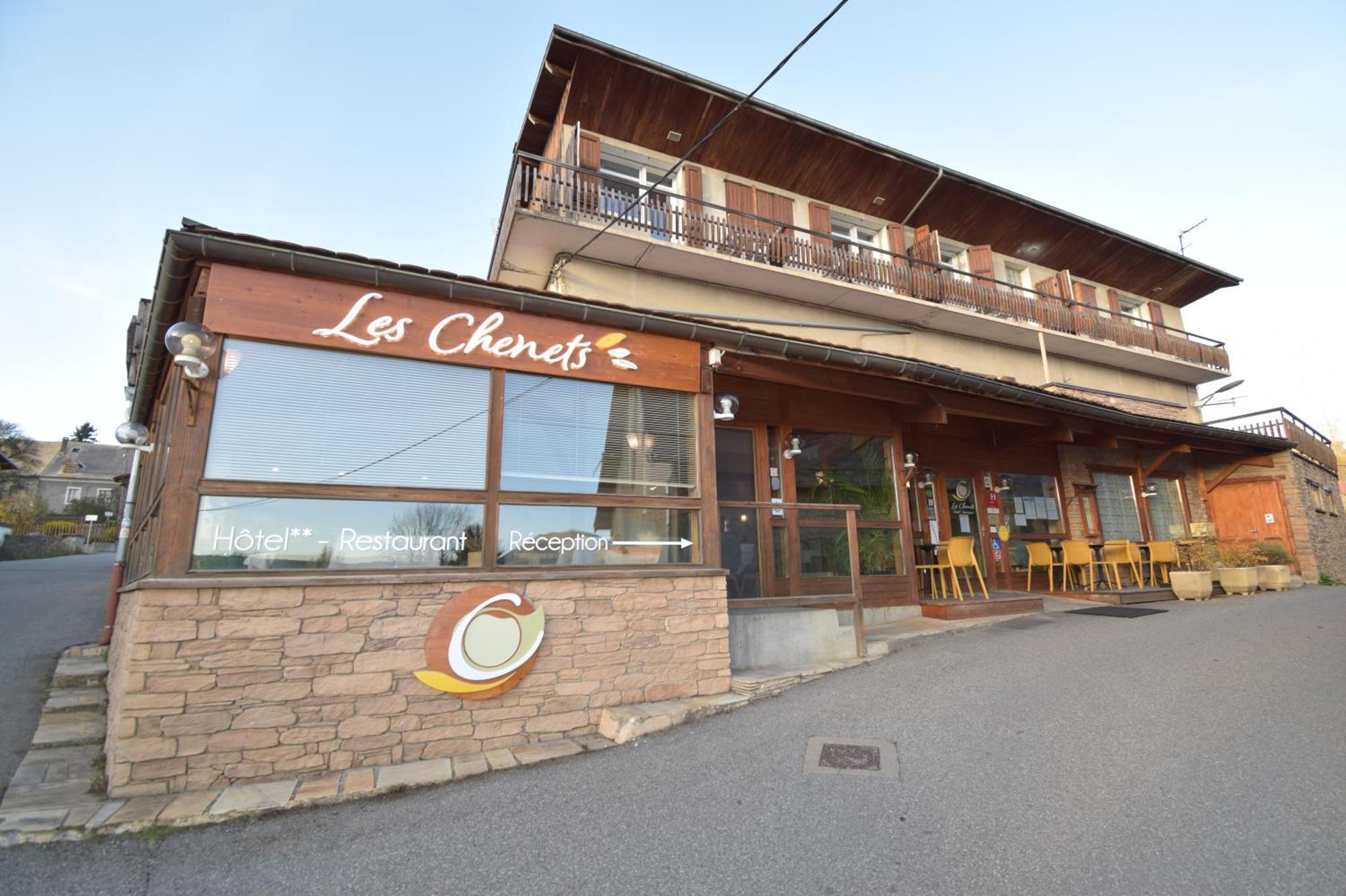 Hotel Les Chenets Saint-Julien-en-Champsaur Exterior photo