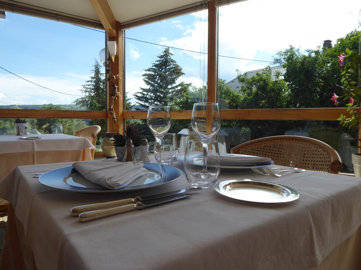 Hotel Les Chenets Saint-Julien-en-Champsaur Exterior photo